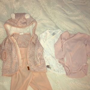 H&M Baby fleece hoodie/pant/onesie combo